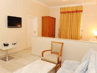 Al Faisal Hotel Suites Sur Exterior photo